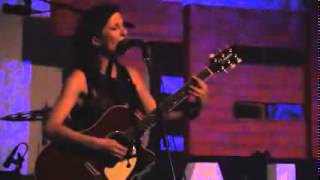 Aquí me tienes - Neus Ferri