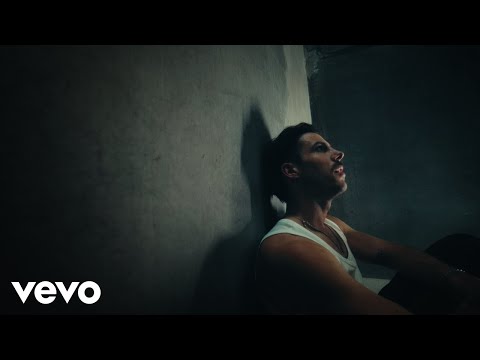 Lachie Gill - Give Me A Little (Official Video)