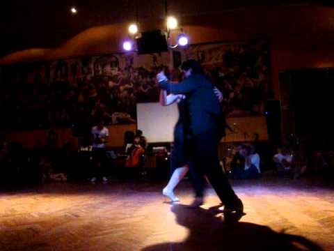  Corina de la Rosa  and  Julio Balmaceda  are  dancing  to  the  vals  "  Pobre Flor  "