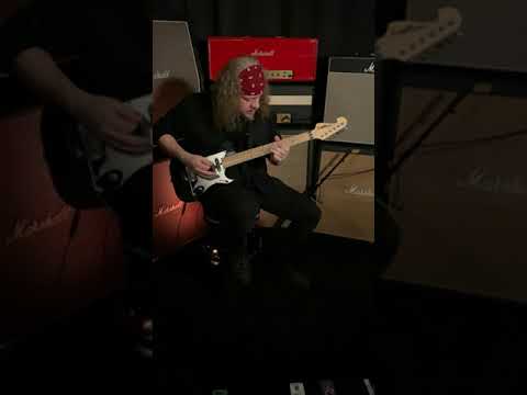 Washburn USA Nuno Bettencourt N6 in Gloss Black Finish Made in 2007 w/Hard Shell Case (video demo) image 15