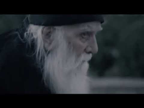 Gigi Becali jelește amar la înmormântarea marelui duhovnic Iulian Prodromitul de la Muntele Athos