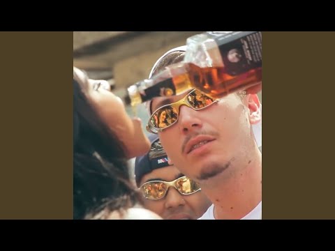 Você não vale nada sorte sua que eu também não