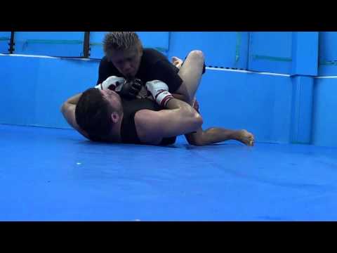 Japan MMA Jiu jitsu Wolfman working Guard Striking GnP Defense 2 Getups Jiu jitsu!