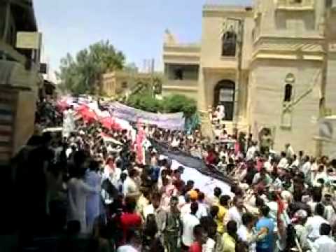 مظاهرة في مدينة البوكمال في ريف دير الزور في جمعة "سقوط الشرعية"