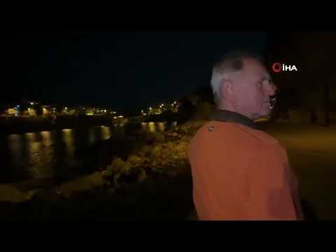 Amasra'da kayalar karavanların bulunduğu alana düştü