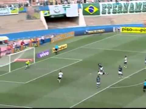 Melhores Momentos Goiás 1 x 0 Botafogo Pela Trigésima-Segunda Rodada do Campeonato Brasileiro 2013
