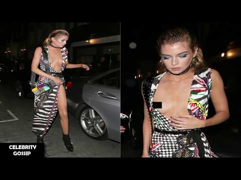 download lagu mp3 mp4 Celeb Upskit, download lagu Celeb Upskit gratis, unduh video klip Celeb Upskit