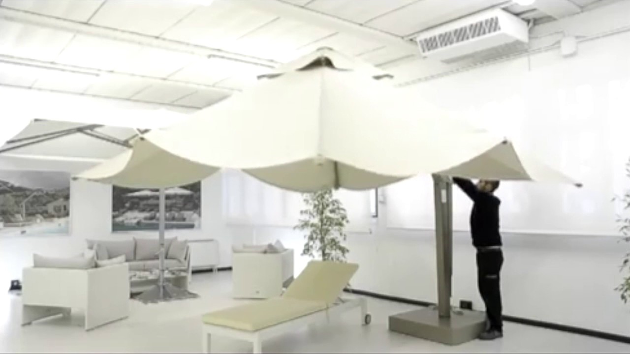 Poggesi USA - King Demo - Large Cantilever Luxury Umbrella