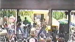 09 - Rage Against The Machine - Clampdown (Live)