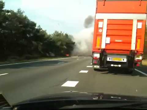 Bermbrand A28 tussen Nunspeet en 't Harde