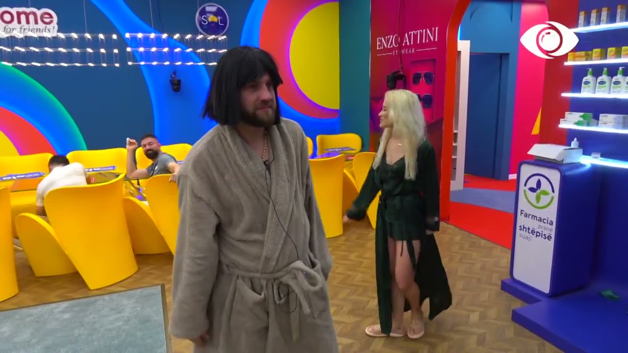 A më shkojnë?/ Keisi dhe Luizi vendosin paruke?