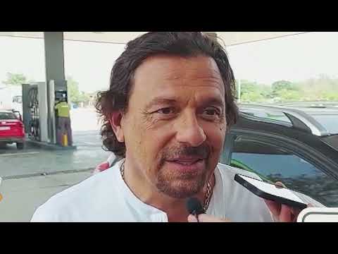 Colonia Santa Rosa: Saénz recorrió la zona afectada y reconoció el trabajo de brigadistas y bomberos voluntarios