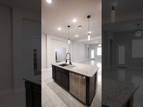 Beautiful rental home near 1604/Culebra property video