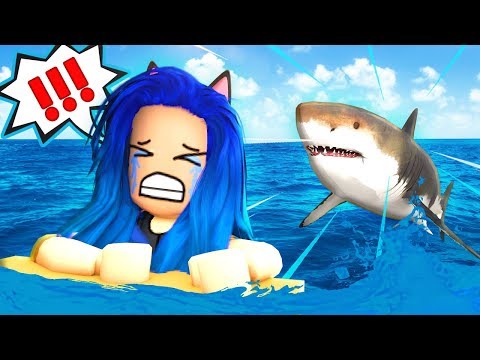 SCARED FOR MY LIFE! SHARK ATTACK IN ROBLOX!