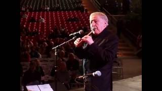 Paddy Moloney of The Chieftains - finale solo