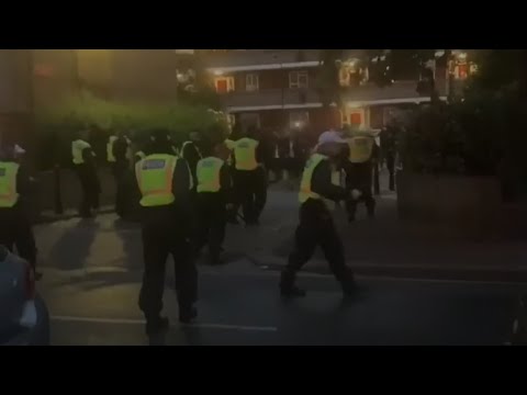 Police Break Up Illegal Rave In London