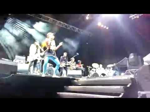 Jam session entre -M- (Matthieu Chedid), Gush et Deluxe - Puget Live Festival 2014