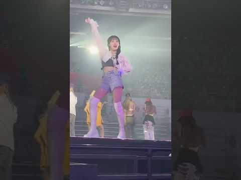 Hey Mama Noze fancam in swf reunion concert 😍😍😍