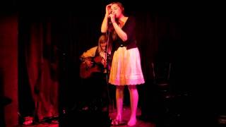 Josienne Clarke - "Dimming Of The Day" (Cover) @Green Note