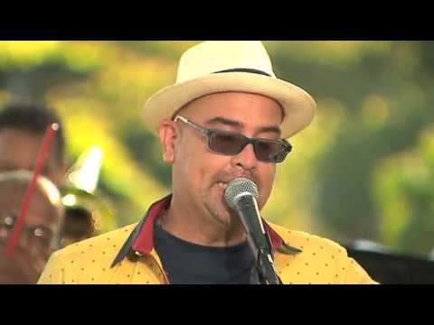 Los Cantores de Bayamon - La Loma del Tamarindo (en vivo)