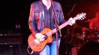 17. Turn It On.  Lindsey Buckingham LIVE PITTSBURGH 9/20/2011 Carnegie Library Music Hall