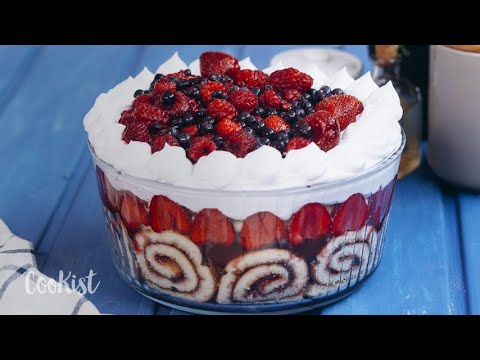 Summer trifle: it's simple, gorgeous and you can make it ahead of time!