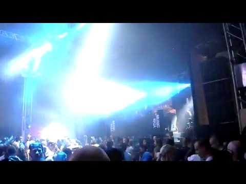 Mikalogic - Spiritual Healing played by Steve Lawler @ Extrema 2010.flv