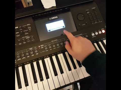 Rolf (DIGITAL) Hacker - YAMAHA-E463 erster Eindruck vom Groove Creator