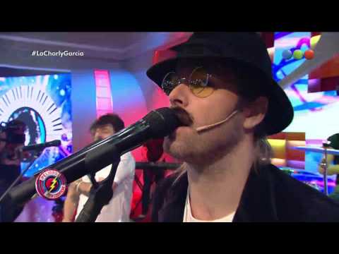 Benjamín Amadeo homenajeó a Charly García - Peligro Sin Codificar 2017