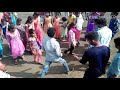 Tujhe Chand Ke Bahane Dekhu Dance