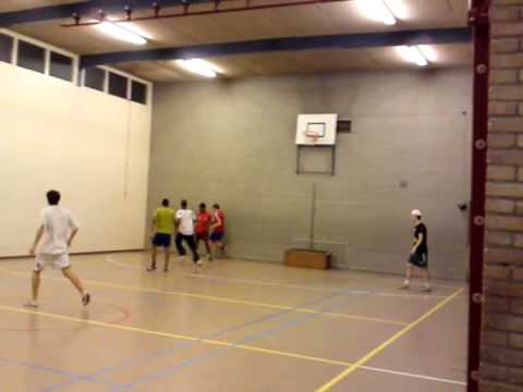 C.V.V ZWERVERS A1 (Giovanni in de zaal)