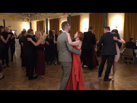 LOVOSICE: Sportovní ples byl letos zároveň „valentýnský“