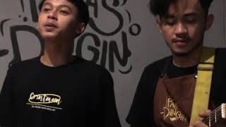 Download lagu Story wa 30 detik gitar bikin baper - Cuma Saya Cover mp3