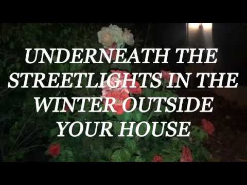 Miniatura de Underneath the Streetlights in the Winter Outside Your House