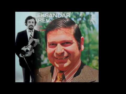 Aleksandar Sarev Devojcence Ljubis li me mene