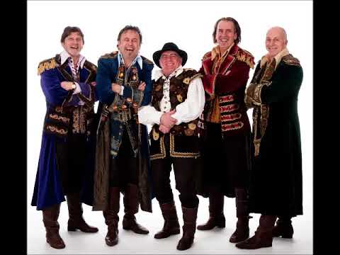 2e 2005 Kartoesj - Veer höbbe de Prins in de sjtroat