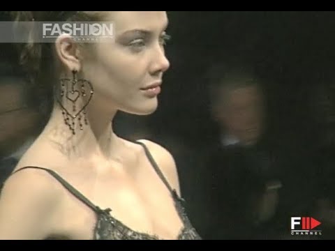 MOSCHINO Fall Winter 1998 1999 Milan - Fashion Channel