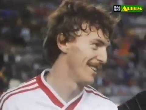 ZIBI' BONIEK: "I CAMPIONI" (Da: "Una vita da goal" di Gianni Minà/1986)