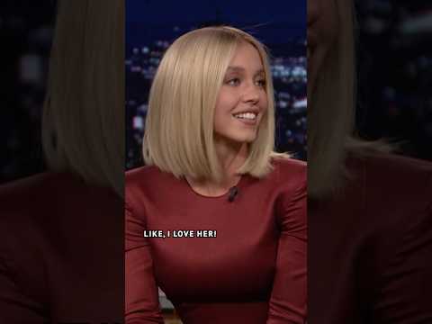 #SydneySweeney convinced #AmandaSeyfried to make a #MammaMia-themed TikTok with her! 🤣