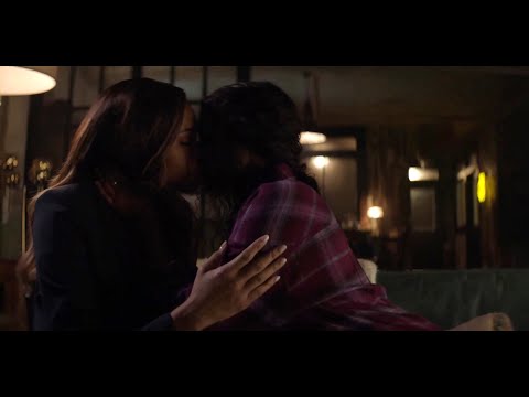 Sophie and Ryan share their feelings and fears about their relationship | Batwoman 3x12