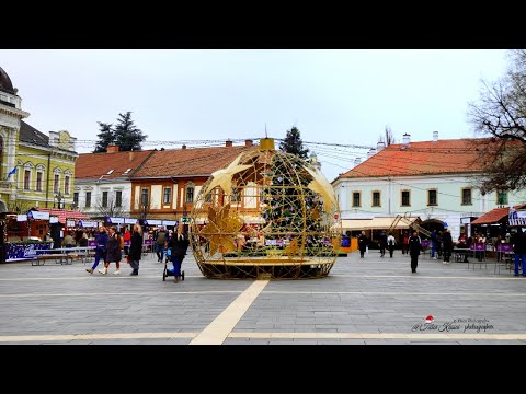 City sightseeing walk in Eger during Advent 2025