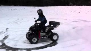 preview picture of video 'yamaha grizzly700 atv150cc on the ice'