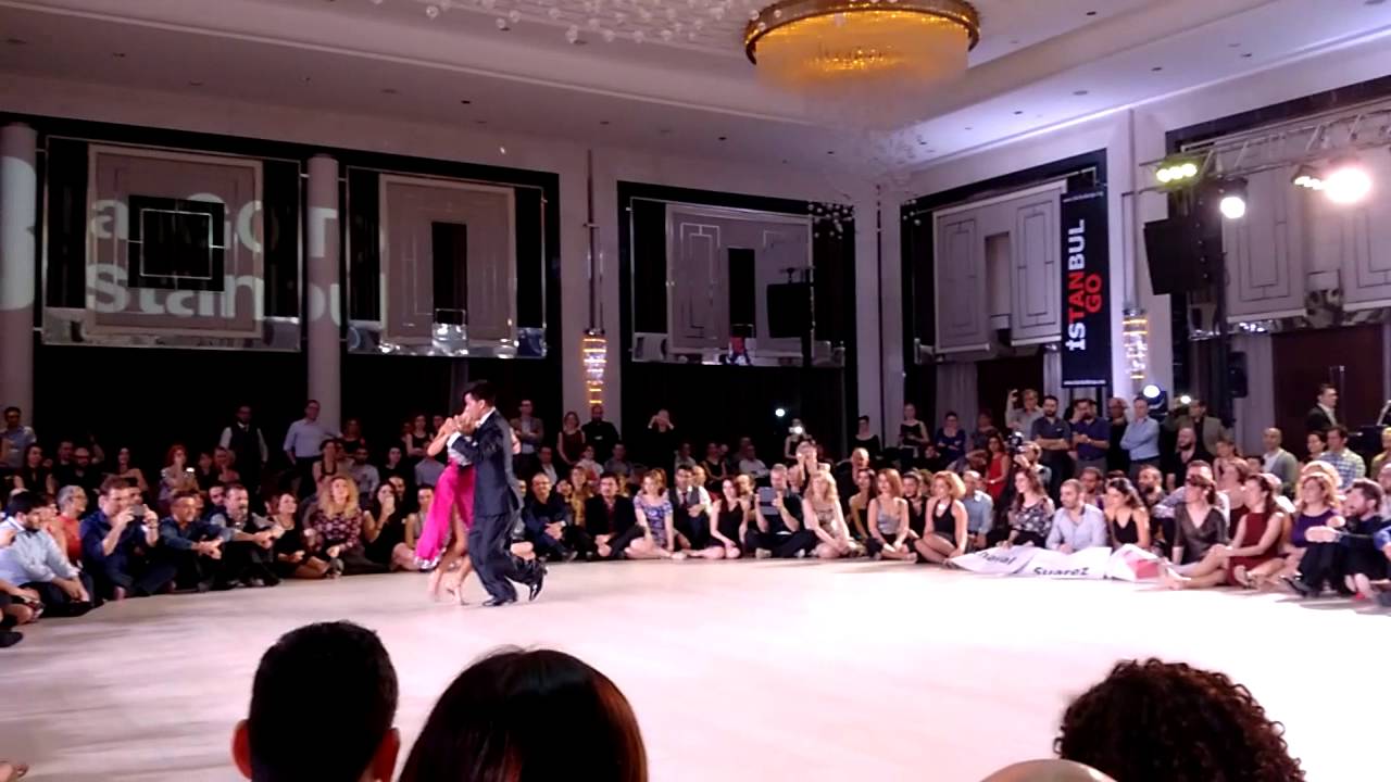 Yapeyu.Solo Tango Orquesta y Sebastian Achaval and Roxana Suarez.