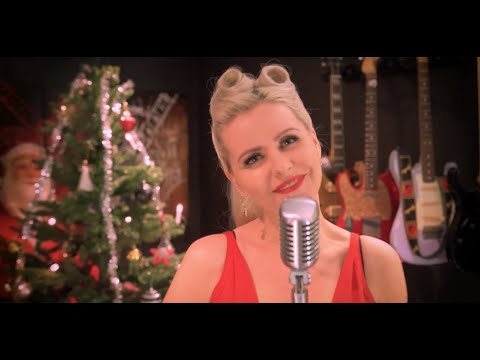 Christina Skjolberg - Christmas is Love