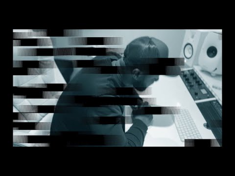 Benny Bizzie - Player (Studio video)