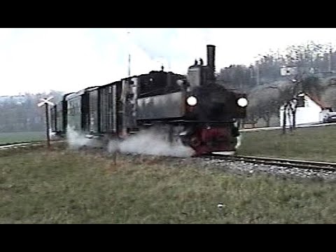 Steyrtalbahn fast wie früher, mit 298.53 und 699.103 am 8.12.2002 ...
