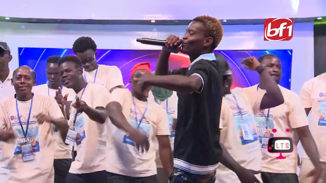 L’artiste musicien Pepsi Tino fait vibrer la scène de Télé s’Amuz