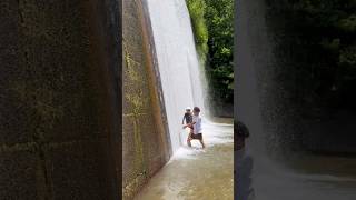 【子連れ】夏に新潟の「万内川砂防公園」に行ってきたよ✨　#ショート #新潟 #旅行 #海外在住ママ #3兄弟ママ #公園 #夏休み