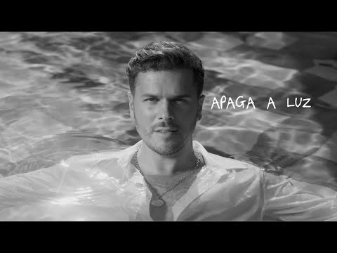 Mickael Carreira - Apaga a Luz (Videoclip Oficial)