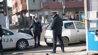 preview picture of video '13.02.2015 - Hapsenje kod Uspenske crkve - Novi Sad - 021.rs'